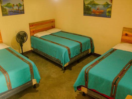 Hospedaje Eli Panajachel Ngoại thất bức ảnh