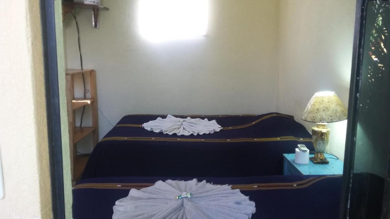 Hospedaje Eli Panajachel Ngoại thất bức ảnh